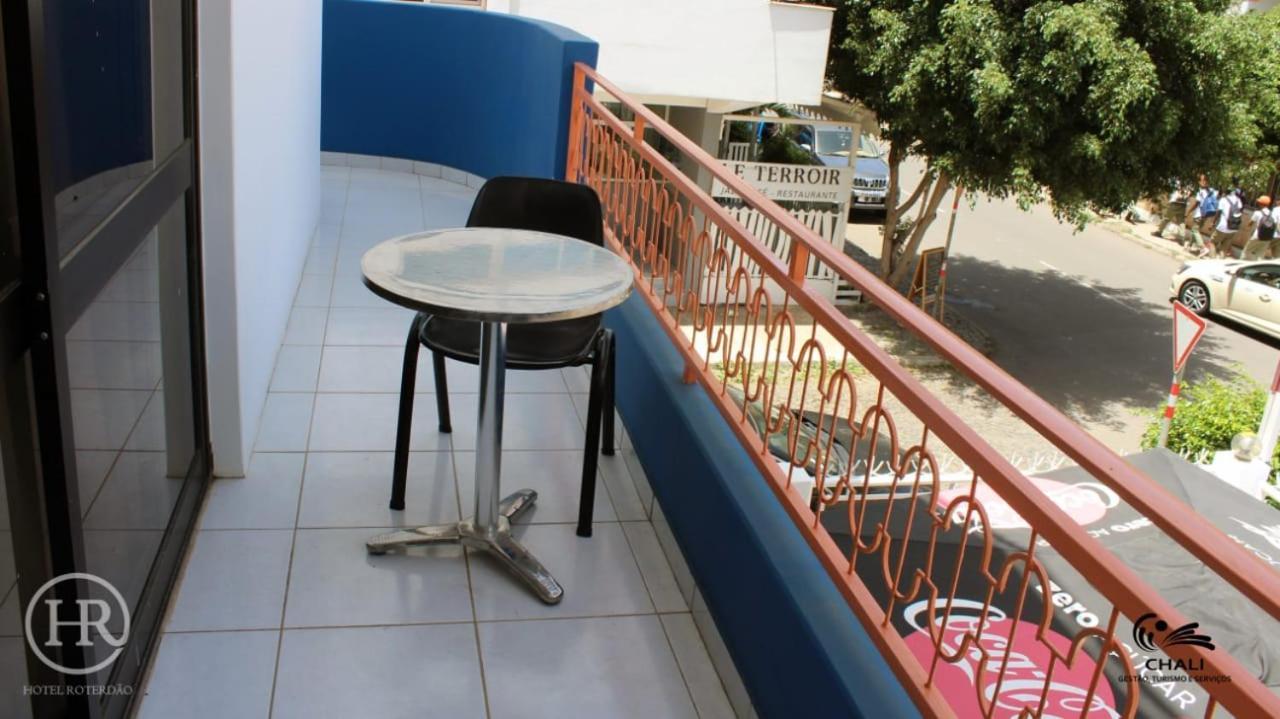 Hotel Roterdao "Under New Management" Praia Exterior foto