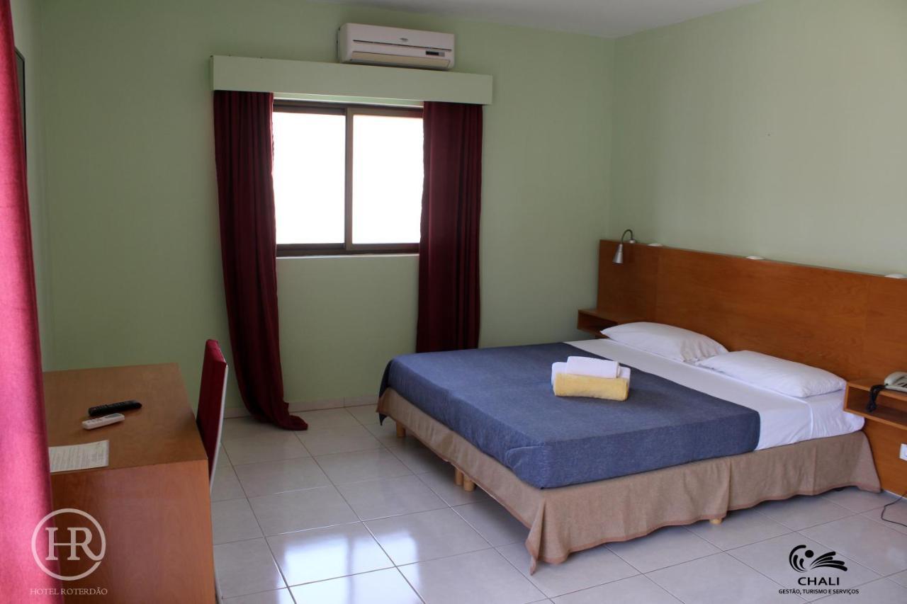 Hotel Roterdao "Under New Management" Praia Exterior foto