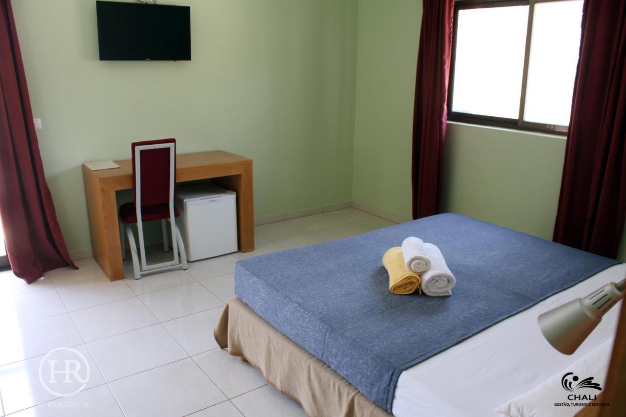Hotel Roterdao "Under New Management" Praia Exterior foto